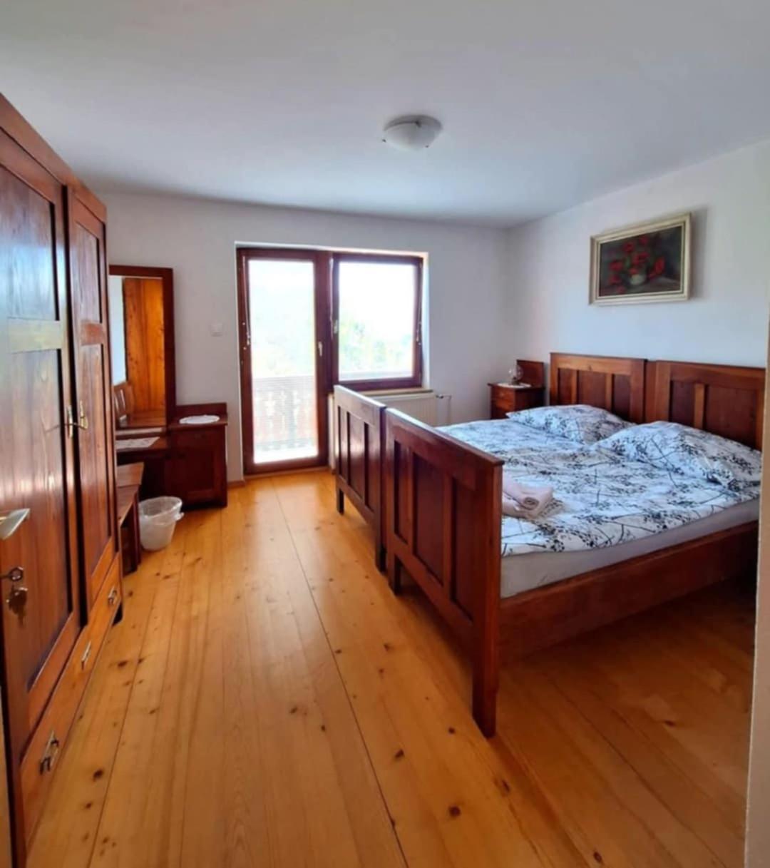 Pr' Hribar Lägenhet Zgornje Gorje Rum bild